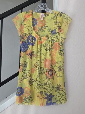 Sweet Pea Yellow Floral Casual Mesh Top with Orange & Blue Accents